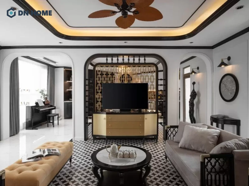 Thiết kế phong cách Indochine sử dụng vách ngăn gỗ chạm trổ tinh xảo làm điểm nhấn nổi bật