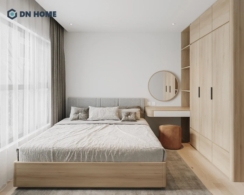 Phòng ngủ chính với thiết kế tối giản, sử dụng nội thất đa năng như tủ quần áo tích hợp bàn trang điểm