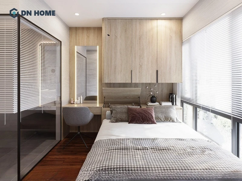 Thiết kế phòng ngủ diện tích 15m2 có toilet bằng kính, sử dụng rèm che tinh tế