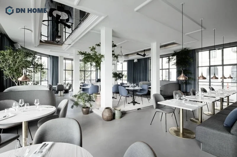 Sử dụng gam màu xanh lam nhạt để làm điểm nhấn trong không gian quán cafe Scandinavian đậm chất “lạnh” Bắc Âu