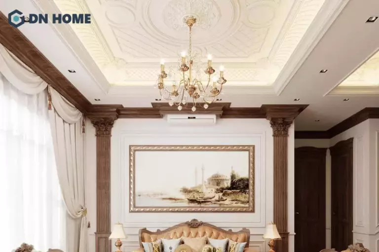 Trang trí trần phòng khách với phào chỉ là thiết kế quen thuộc trong phong cách tân cổ điển