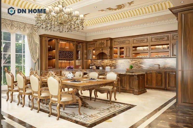 Mẫu bố trí phòng bếp phong cách cổ điển sang trọng, nổi bật với những đường nét chạm khắc tỉ mỉ