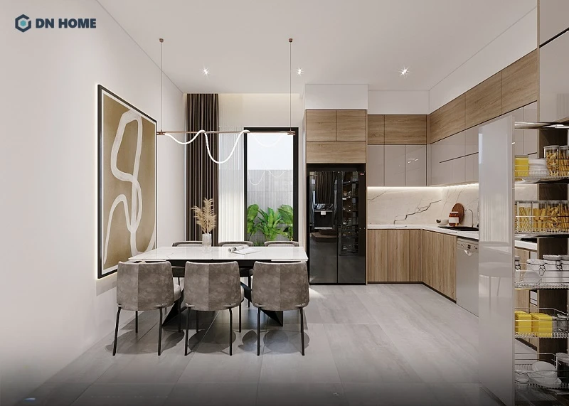 Mẫu decor bếp nhà ống đẹp, làm nổi bật không gian với tranh trang trí và đèn thả trần độc đáo