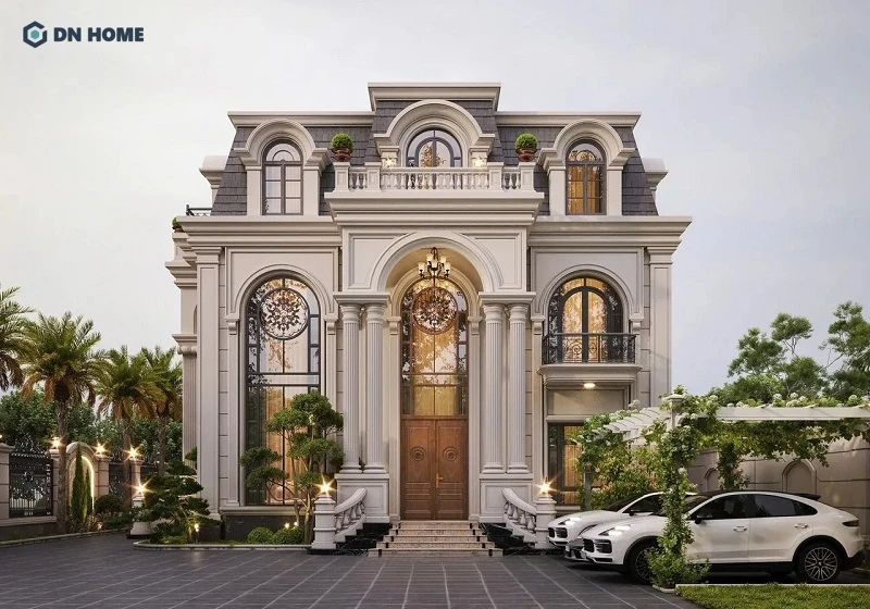 Hệ mái vòm cao vút tạo nên vẻ đẹp bề thế, lộng lẫy cho mặt tiền của biệt thự 3 tầng kiểu Pháp