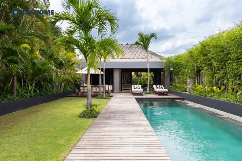 Biệt thự phong cách Tropical tạo nên không gian nghỉ dưỡng gần gũi với thiên nhiên