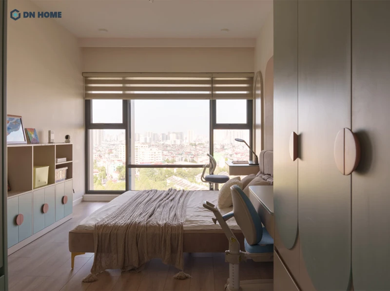 Nội thất phòng ngủ mang đậm tinh thần color block, tạo cảm giác tươi mới và năng động