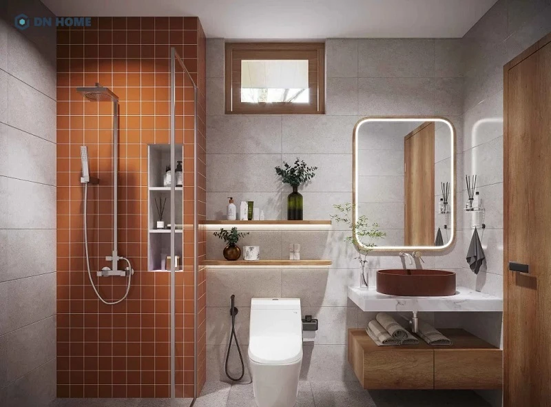 Mẫu phòng tắm nhỏ 2m2 thiết kế theo gam màu ấm cúng với đầy đủ tiện nghi cơ bản