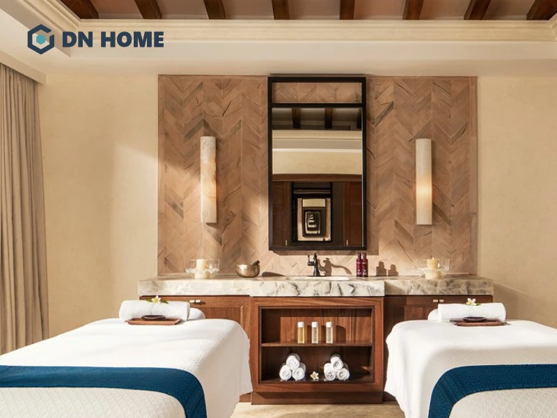 Thiết kế spa tận dụng gương lớn để mở rộng chiều sâu và tăng cảm giác thư giãn