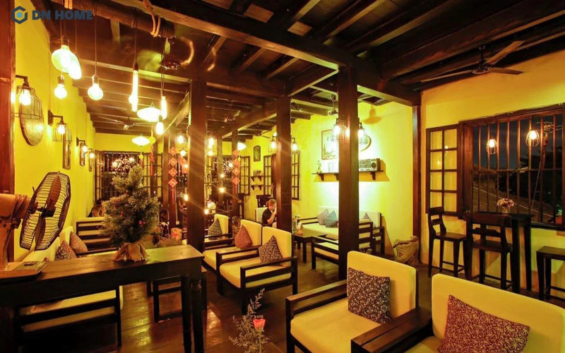 Thiết kế quán cafe phong cách mộc hướng đến vẻ đẹp nguyên bản của vật liệu