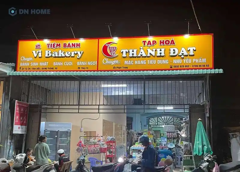Bảng hiệu cửa hàng tạp hóa