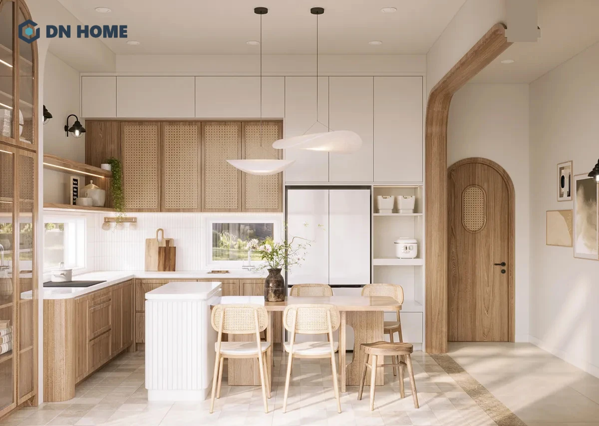 Thiết kế giữ nguyên vân gỗ, màu sắc trầm ấm kết hợp với bố cục đơn giản, tạo nên không gian bếp ấm cúng và thư giãn