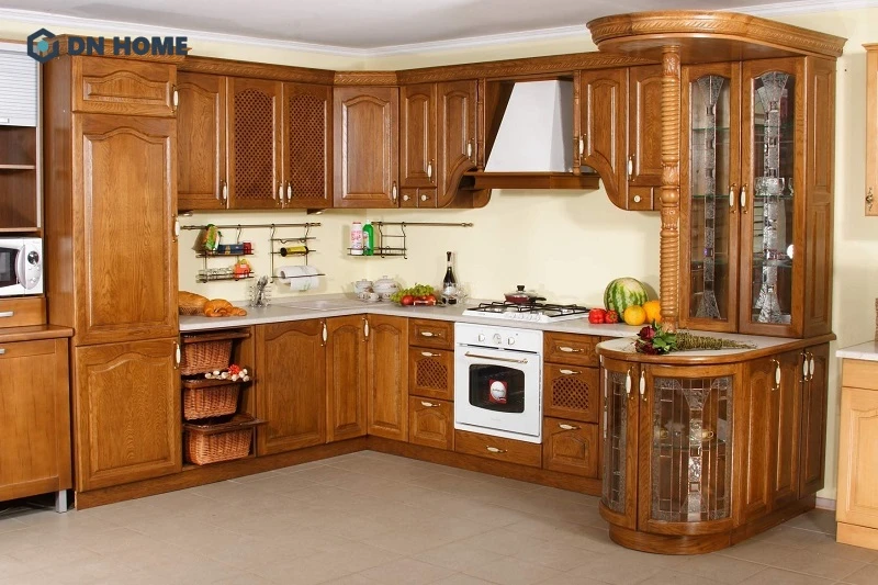 Mẫu tủ bếp bằng gỗ Xoan Đào đẹp, tích hợp nhiều công năng tăng thêm phần tiện nghi cho sinh hoạt hàng ngày
