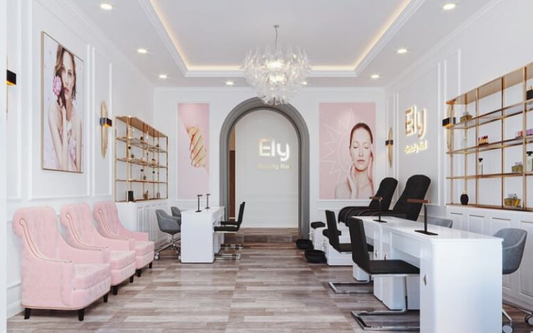 Không nên bố trí quá nhiều máy móc, dụng cụ để tránh sự bí bách