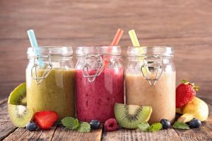 Các món smoothie từ trái cây và rau củ giúp giảm mỡ bụng hiệu quả