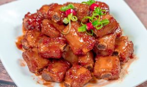 Sườn xào chua ngọt là món ăn bổ dưỡng, nhiều năng lượng