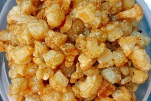 Tóp mỡ là món ăn quen thuộc từ xa xưa được nhiều người yêu thích