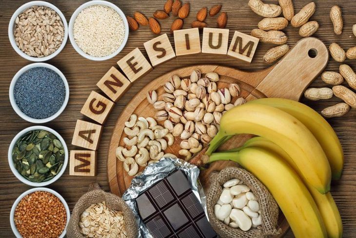 Bánh gạo lứt có những lợi ích sức khỏe gì? Giàu chất xơ, magie và dưỡng chất, hỗ trợ tiêu hóa, tim mạch và kiểm soát đường huyết.