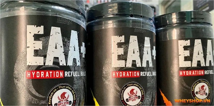 EAA là chất gì? EAA là nhóm 9 axit amin thiết yếu, cơ thể không tự sản xuất đủ, giúp tổng hợp protein và phục hồi cơ bắp.