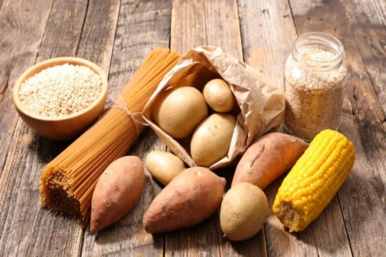1 ngày nên ăn bao nhiêu tinh bột để duy trì sức khỏe?