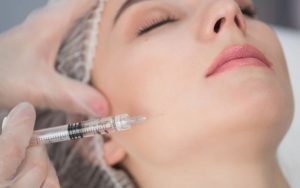 Tiêm filler thon gọn hàm là phương pháp làm đẹp nhanh chóng, an toàn hiện nay