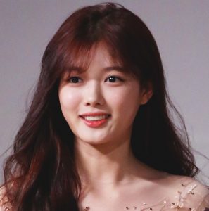 Tướng mặt phụ nữ đẹp nết thể hiện qua 5 đặc điểm trên khuôn mặt