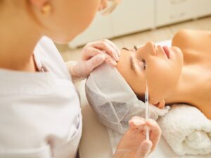 Sau khi tiêm filler, nếu bạn vẫn duy trì thói quen uống cà phê thì hiệu quả sẽ khó bền vững