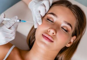 Tiêm filler mặt ăn thịt gà có được không? Tại sao