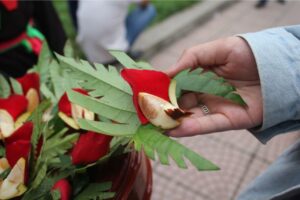 Cau có khả năng cải thiện vết ố vàng trên răng, mang lại hàm răng trắng sáng