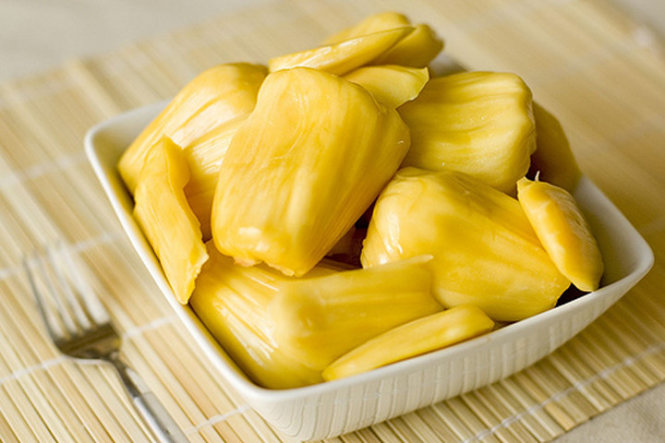 Cắt mí mắt ăn mít được không