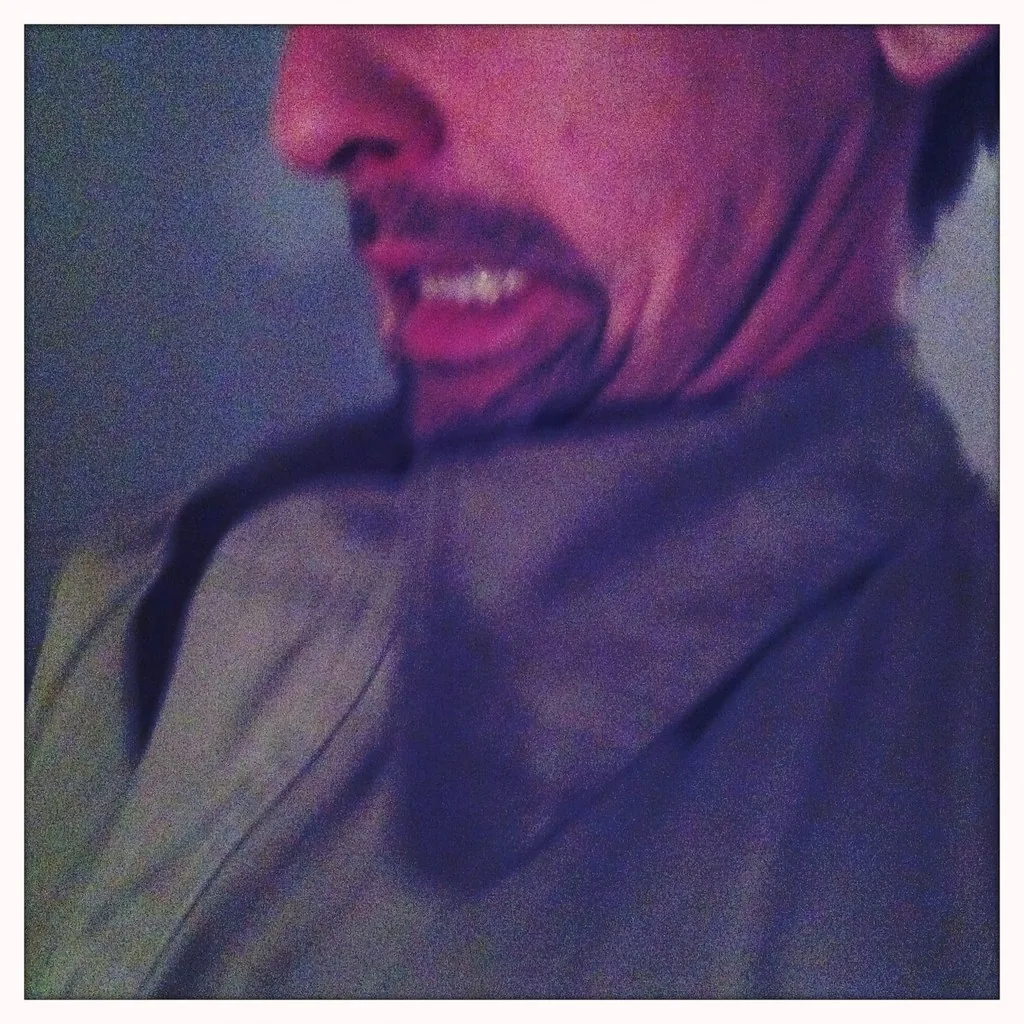 Double chin slim figure