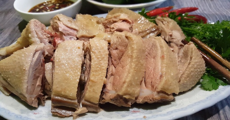 Có kiêng thịt vịt sau khi cắt mí không