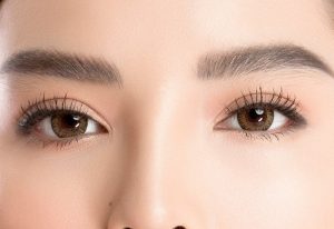 Chăm sóc sau hậu phẫu cắt mí  rất quan trọng để có đôi mắt đẹp