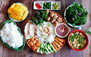 Hạn chế những thực đi kèm với món bún không có lợi cho việc lành mí