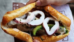 Nâng mũi không nên ăn bánh mì hải sản, bánh mì thịt và bánh mì trứng