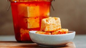 Sau khi thực hiện nâng mũi bạn có thể ăn chao nhưng với lượng ít, vừa đủ