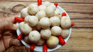 Cà muối tồn tại những mặt lợi và hại trong quá trình sử dụng hằng ngày