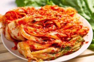 Bạn không nên ăn kim chi hậu nâng mũi vì sẽ làm ảnh hưởng tới sự phục hồi của vết thương