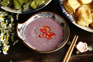 Mắm tôm thuộc top nước chấm được nhiều người yêu thích