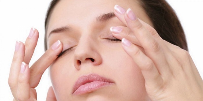 Mắt phải giật bất thường có thể là điềm báo tâm linh về tương lai gần