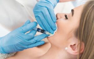 Vùng da tiêm filler sẽ bị tổn thương và cần được chăm sóc cẩn thận