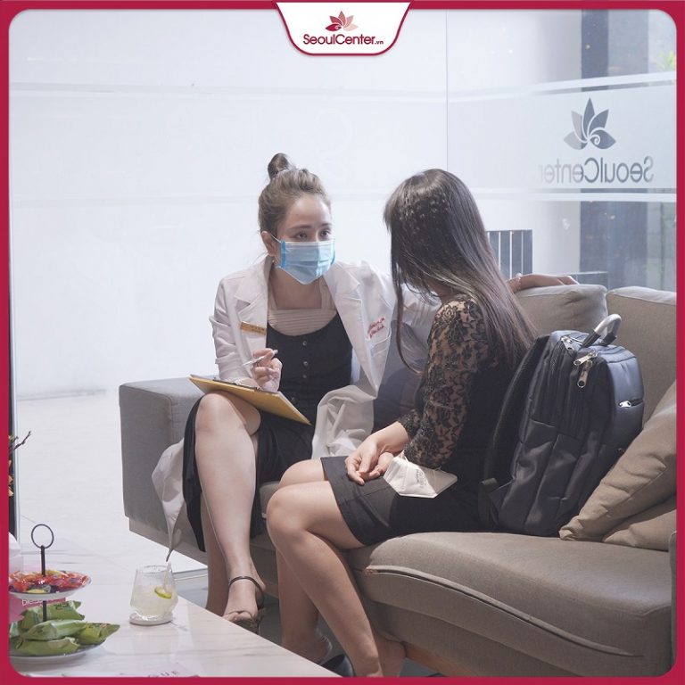 Thăm khám định kỳ để bác sĩ theo dõi tiến độ phục hồi
