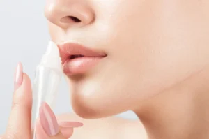 Phun môi bao lâu được bôi son dưỡng: Hướng dẫn từng giai đoạn
