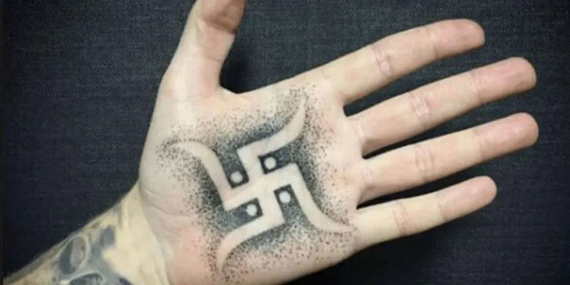 Lá bùa chữ vạn mang lại vận may cho người sở hữu