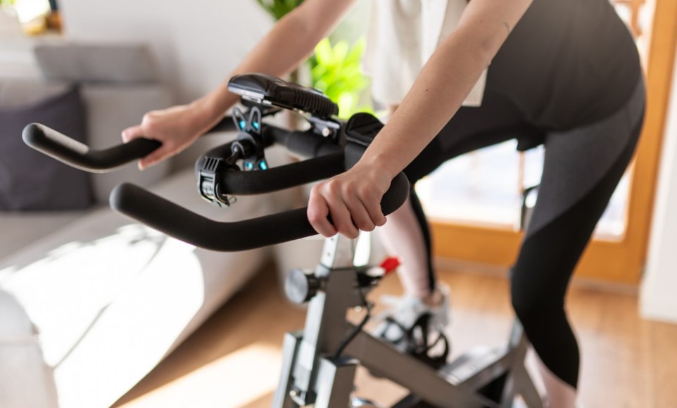 Tay cầm bị lỏng vì điều chỉnh quá nhiều Tay cầm bị lỏng vì điều chỉnh quá nhiều