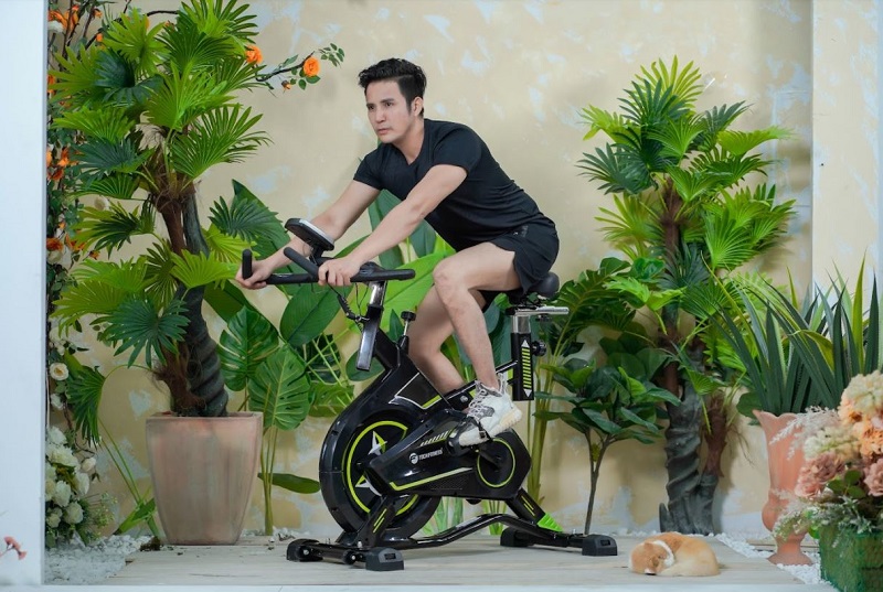 Làm quen và kiên trì với việc đạp xe mỗi ngày Làm quen và kiên trì với việc đạp xe mỗi ngày