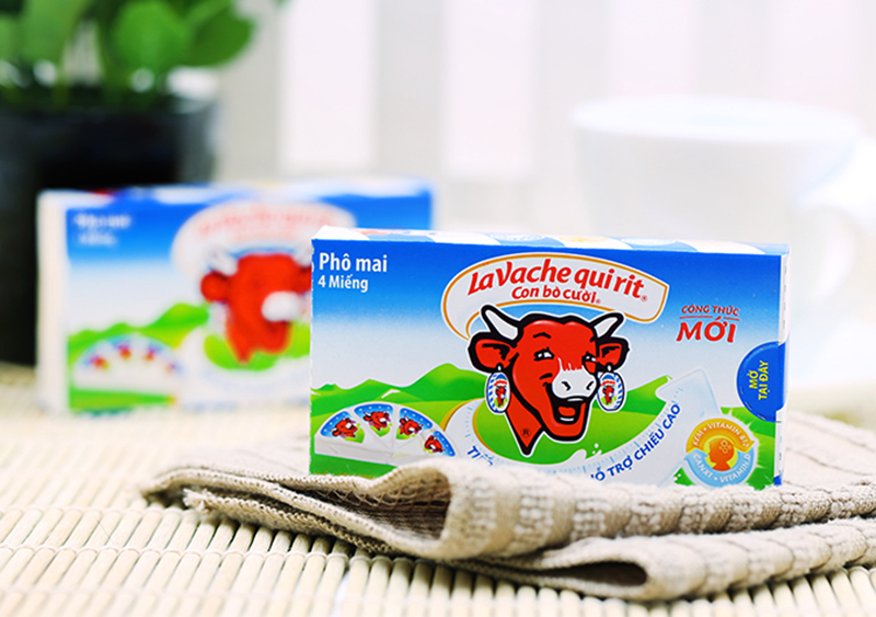 Phô mai con bò cười chứa lượng calo trung bình không cao, không thấp