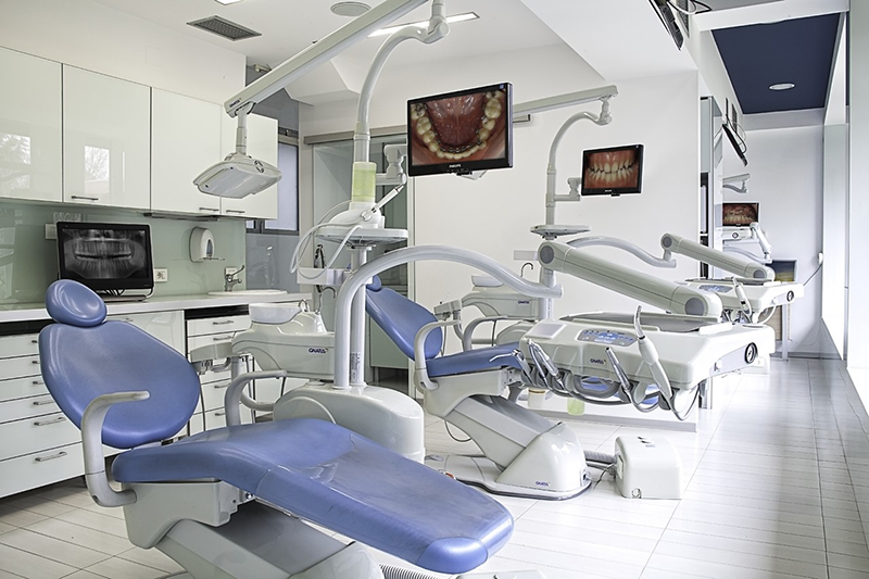 Thiết bị phòng khám nha khoa được bố trí khoa học Thiết bị phòng khám nha khoa được bố trí khoa học