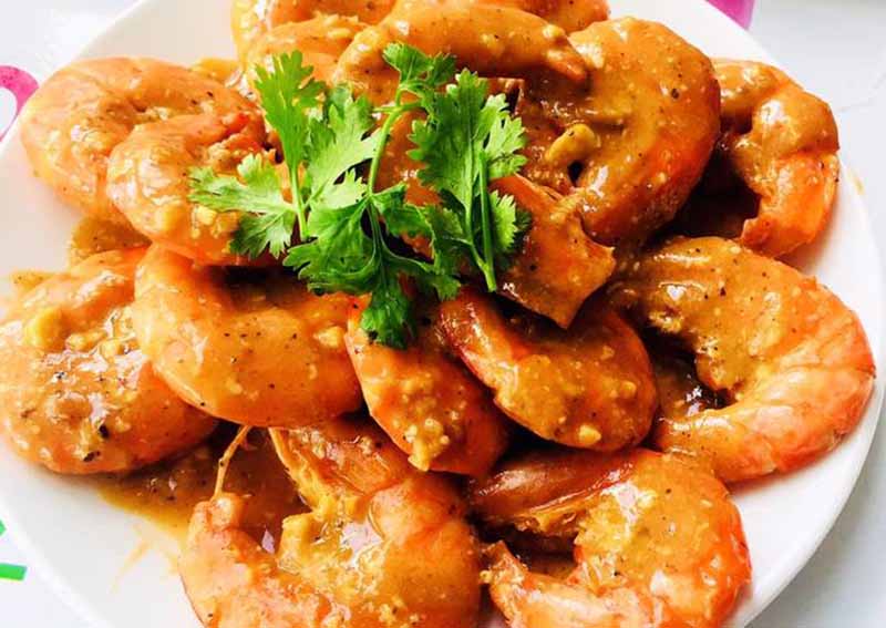 Tôm rim phô mai là món ăn thơm ngon, bổ dưỡng