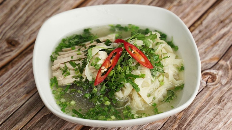 Miến nấu ức gà hấp dẫn cho thực đơn giảm cân Miến nấu ức gà hấp dẫn cho thực đơn giảm cân