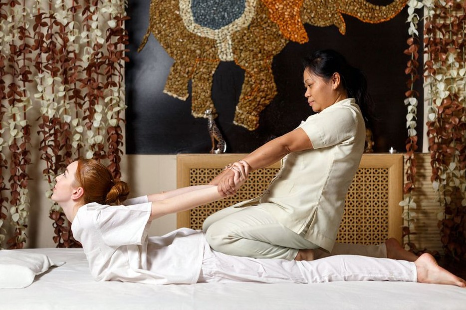Những đặc điểm cần lưu ý của hình thức massage Thái Những đặc điểm cần lưu ý của hình thức massage Thái